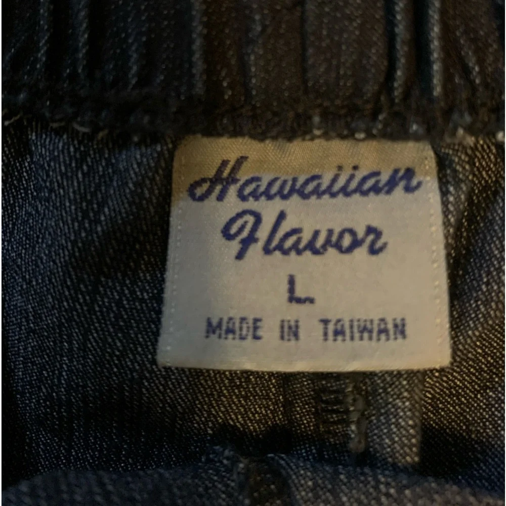 90s VINTAGE! HAWAIIAN FLAVOR Shorts - Picture 4 of 5